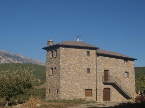 Apartamentos Pirineos Ordesa El Pueyo de Araguás Exteriör bild